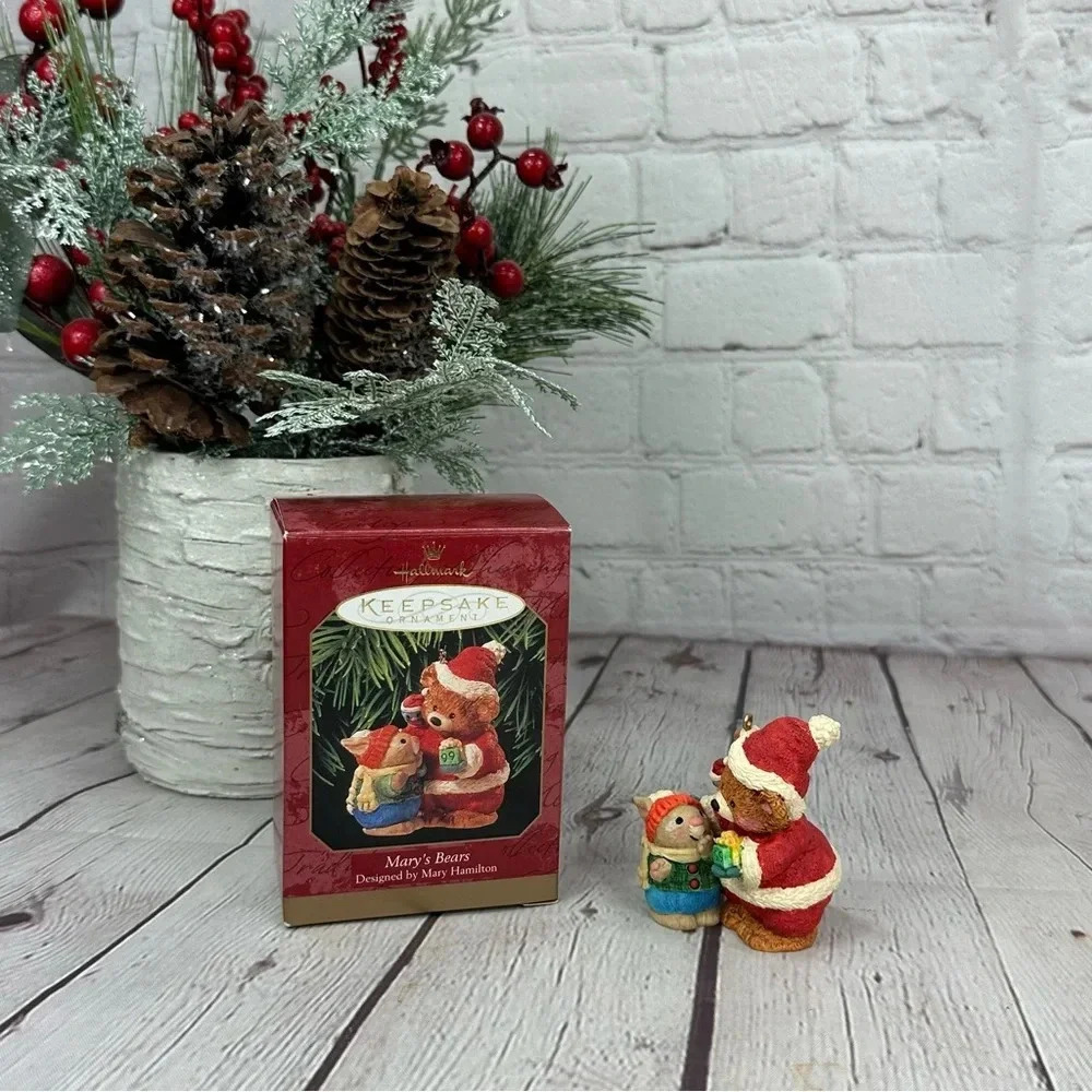Vintage hallmark Keepsake Ornament 1999 Mary's bears designed by mary hamilton